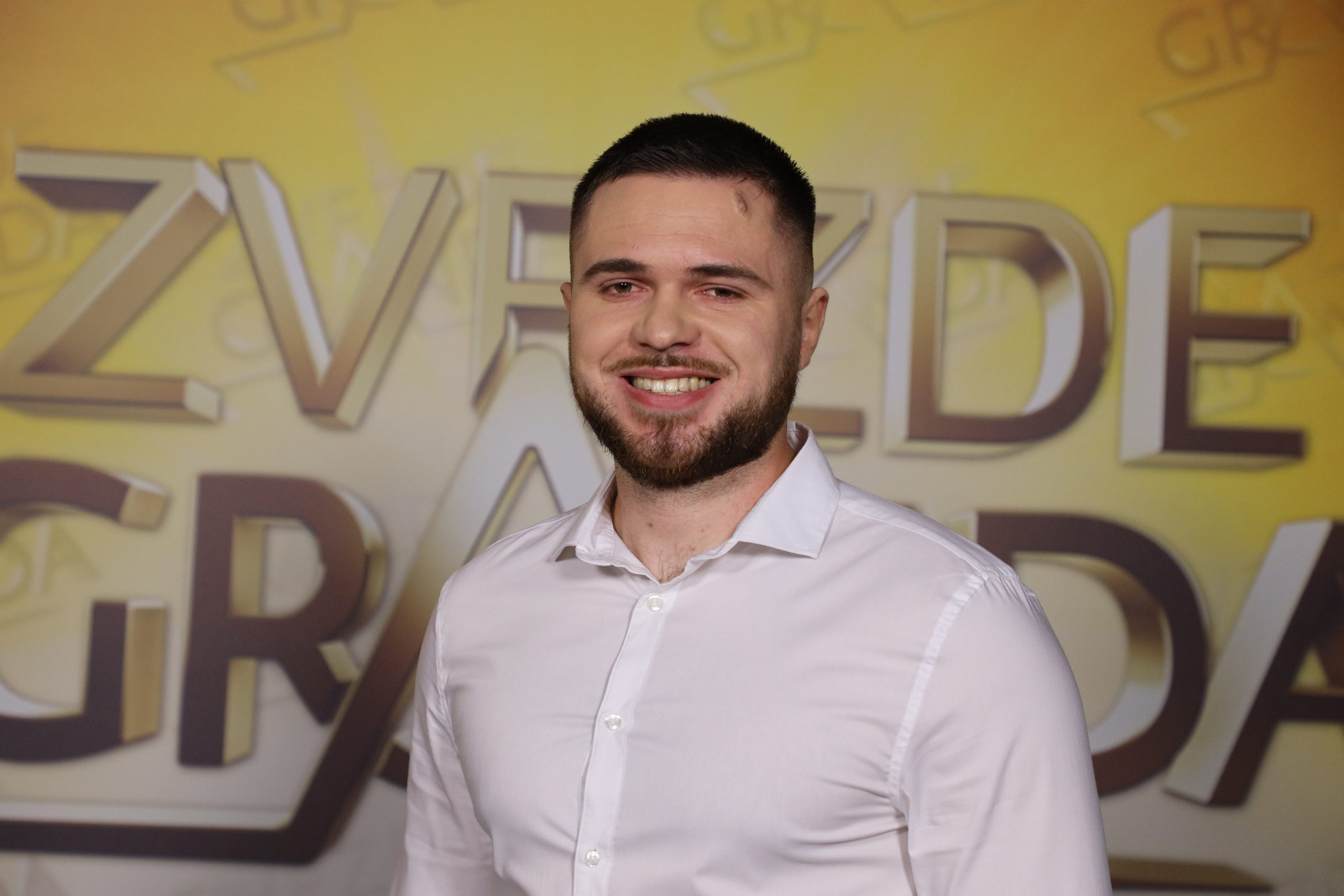 Ekskluzivno: Upoznajte kandidate koji večeras osvajaju Grandovu scenu 22 MIRZA PONDRO 25 GOD. JAJCE BIH 15