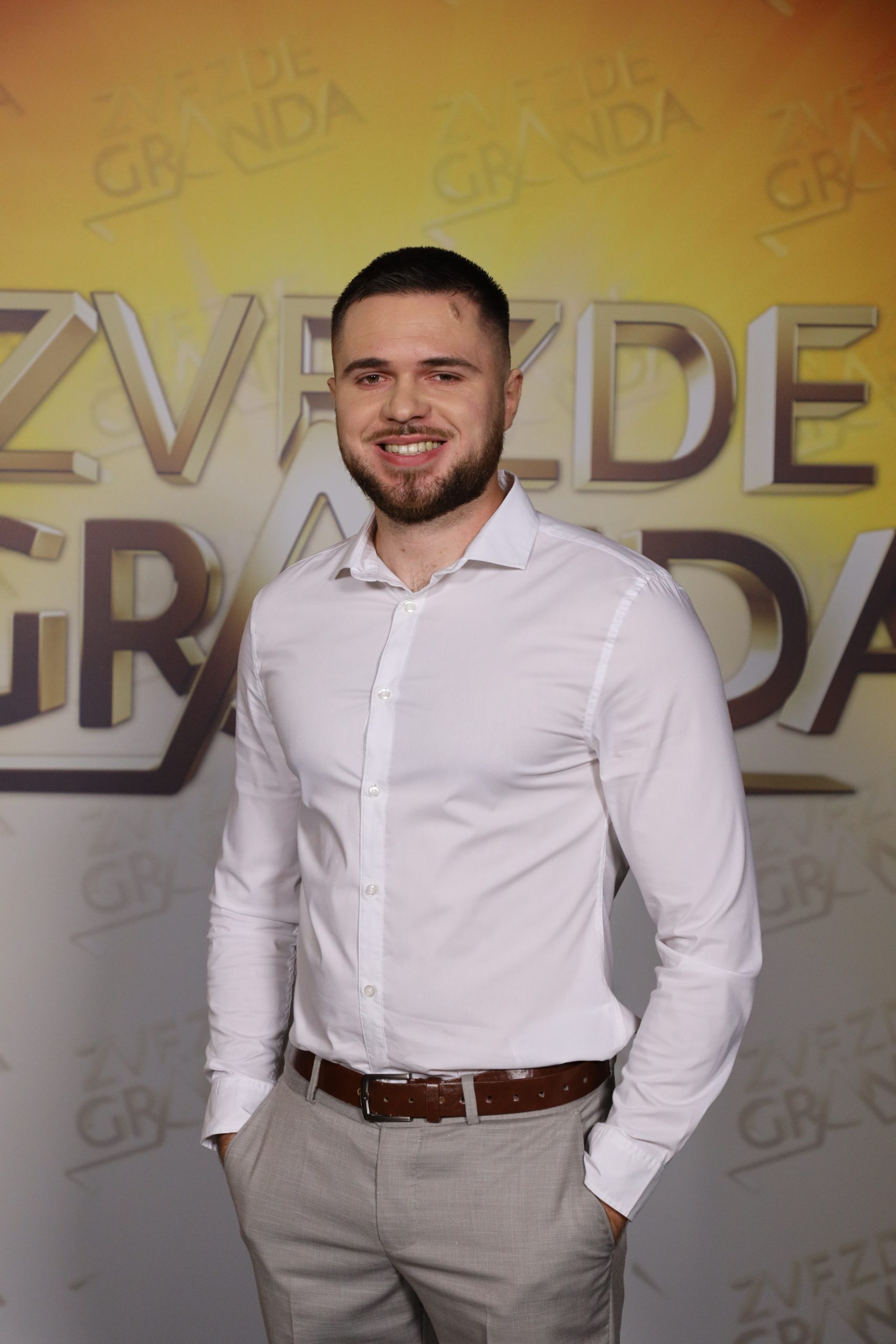 Ekskluzivno: Upoznajte kandidate koji večeras osvajaju Grandovu scenu 23 MIRZA PONDRO 25 GOD. JAJCE BIH 7 1