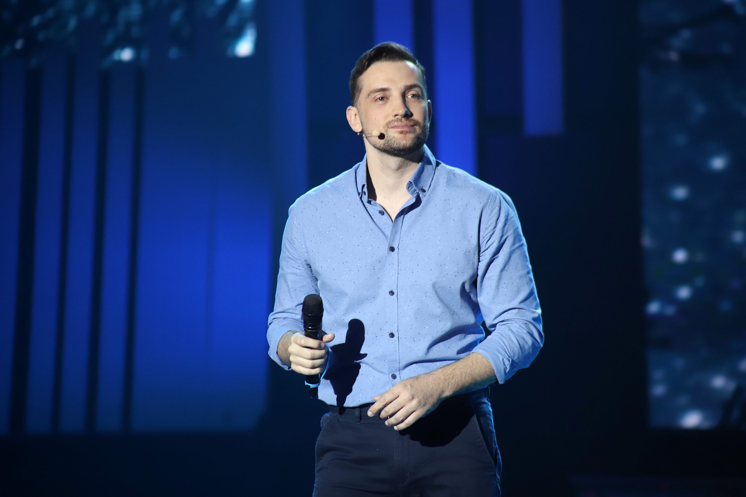 Mirza Selimović nije bez razloga naslednik Zdravka Čolića: Kada pogledate video, sve će vam biti jasno 6 MIRZA SELIMOVIC NNK SNIMANJE 29092025 FOTO ELENA 79 ok