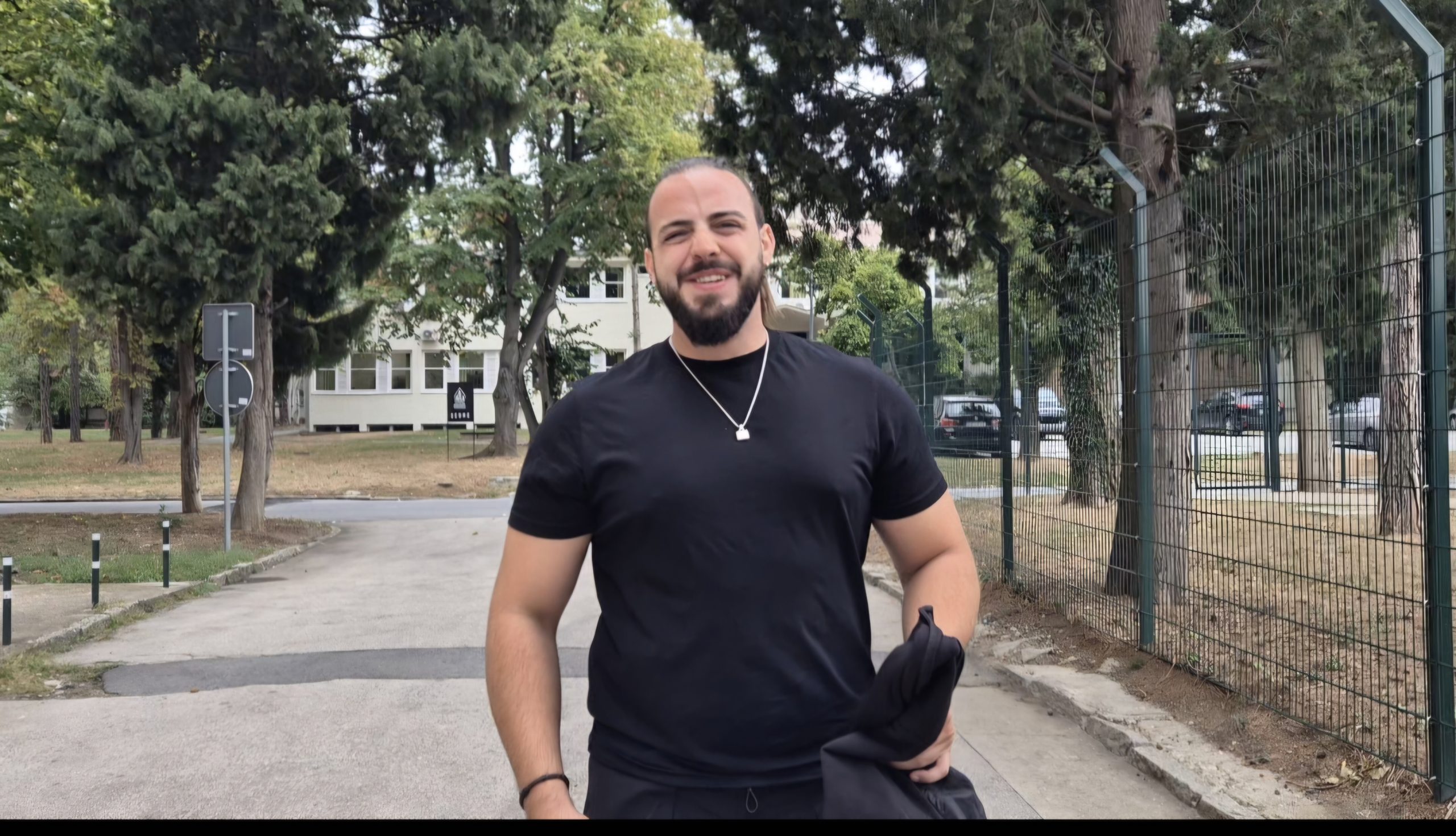 Senidin brat smršao posle takmičenja: "Zvezde Granda su me promenile" 5 Screenshot 20251010 163114 Gallery