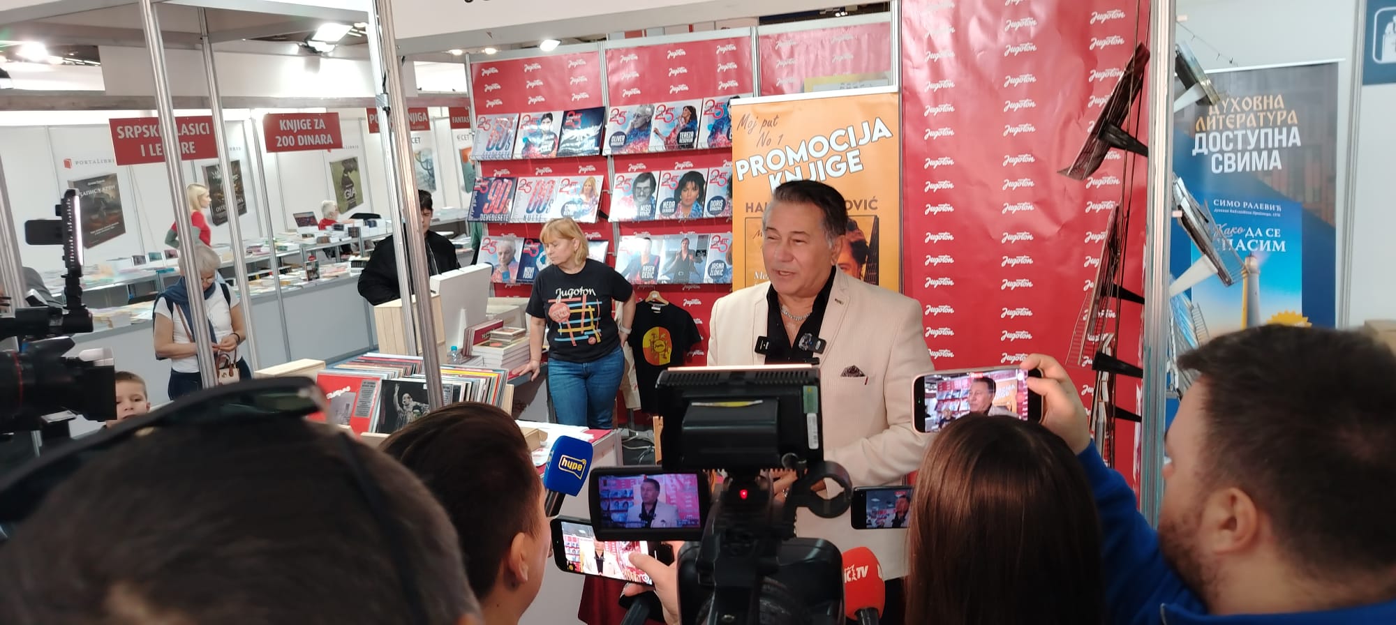 Halid Muslimović predstavio monografiju na Sajmu knjiga u Beogradu FOTO 5 WhatsApp Image 2025 10 29 at 13.50.37