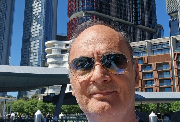 Razdvojio se od supruge, sad završio kod druge porodice u Sidneju: Aca Ilić objavio fotku iz astralijskog doma 3 aca ilic e1761656965217