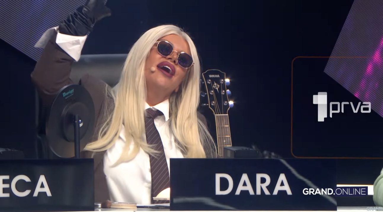 "Mi, mi, brrr": Ovakvo raspevavanje žirija Zvezda Granda do sad niste čuli (VIDEO) 5 dara 1