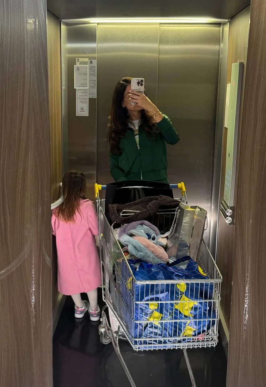 Mirka Vasiljević se oglasila usred skandala Vujadina Savića, evo gde je bila FOTO 6 image 11 20