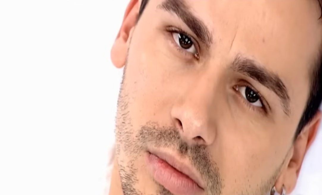 Pevač (47) se povukao zbog droge, a sada otkrio kroz šta je prošao: "Iza mene je teška životna borba" 6 image 11 22