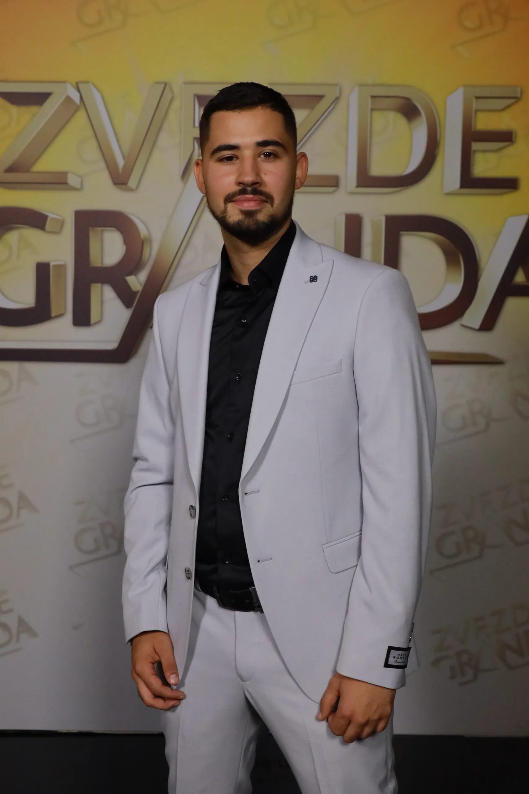 Ekskluzivno: Ovo su svi takmičari koji večeras pevaju u "Zvezdama Granda" 11 image 8 4