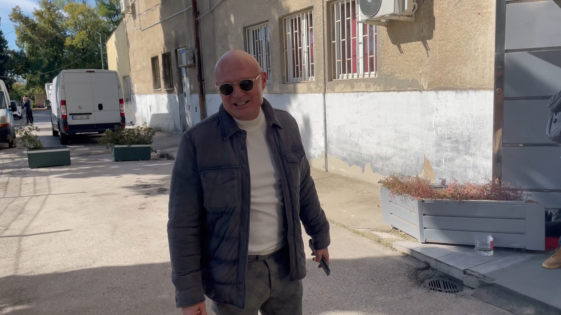 Mili sa knedlom u grlu progovorio o sahrani Halida Bešlića VIDEO 7 mili 2