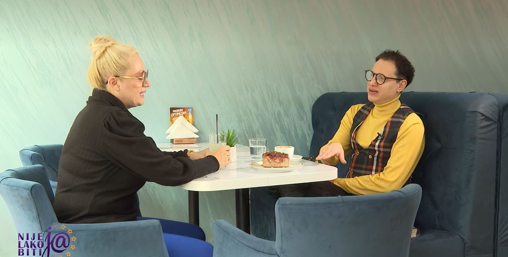 "To nije bila greška, nego marketing" Jellena posle 20 godina otkrila najveću estradnu tajnu VIDEO 6 nij la
