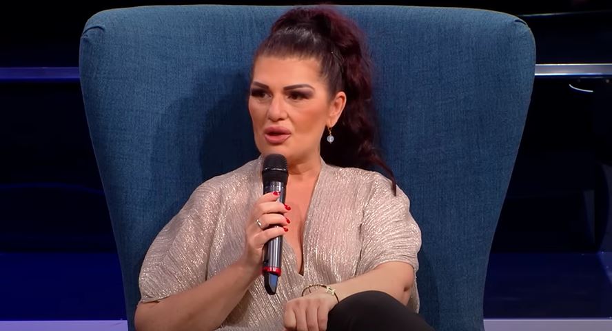 Sanja Maletić otkrila detalj iz porodičnog doma koji niko nije znao, evo kako je ćerkica budi: "Bog je veliki" 5 sanja maletic