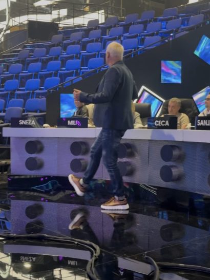 Direktor završio na sceni Zvezda Granda, evo šta se dešava na tonskoj probi (VIDEO) 17 snimanje zvezda granda