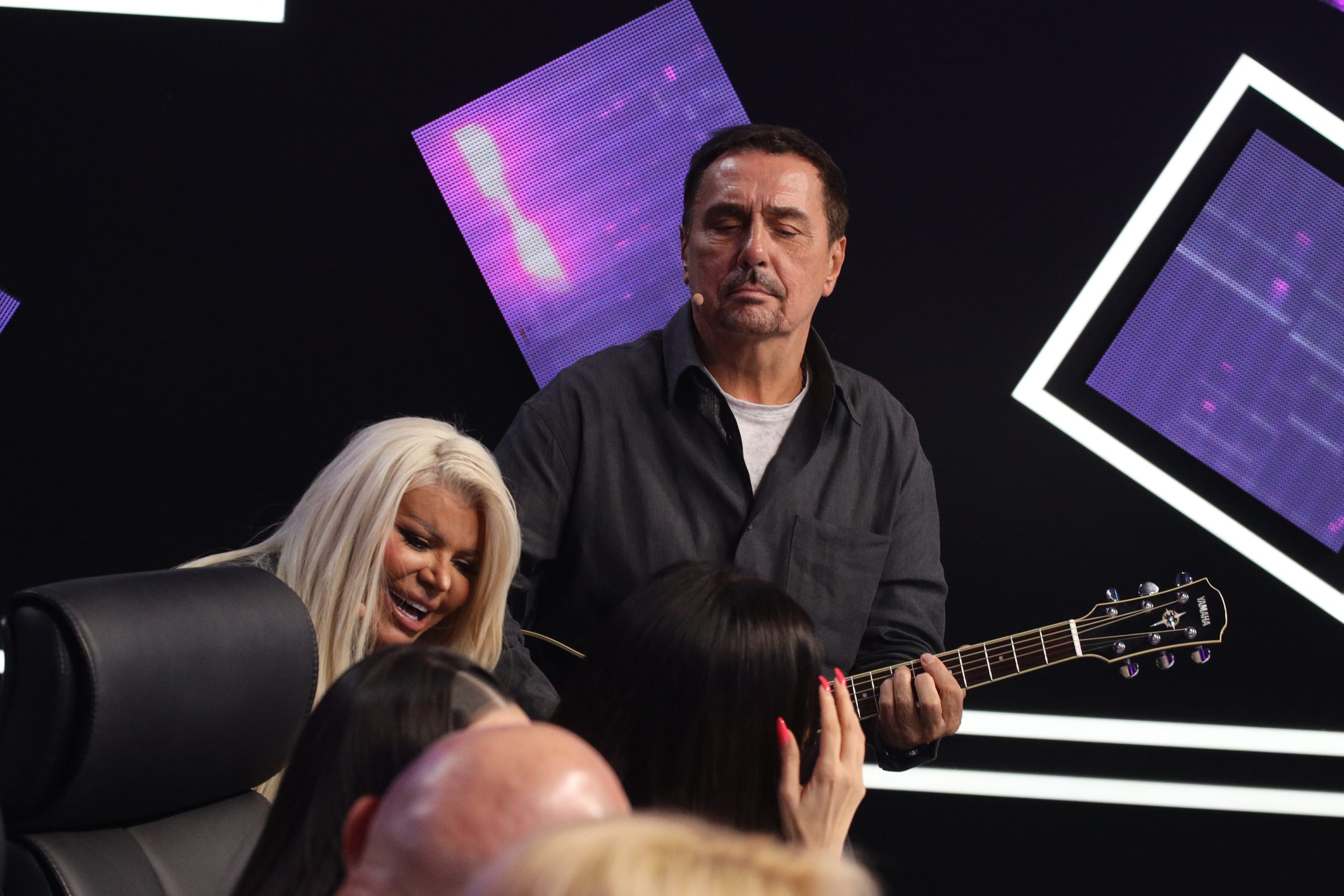 HIT: Takmičar priznao da je zavodio Daru Bubamaru, reakcija njegove devojke je urnebesna 9 0A0A0904