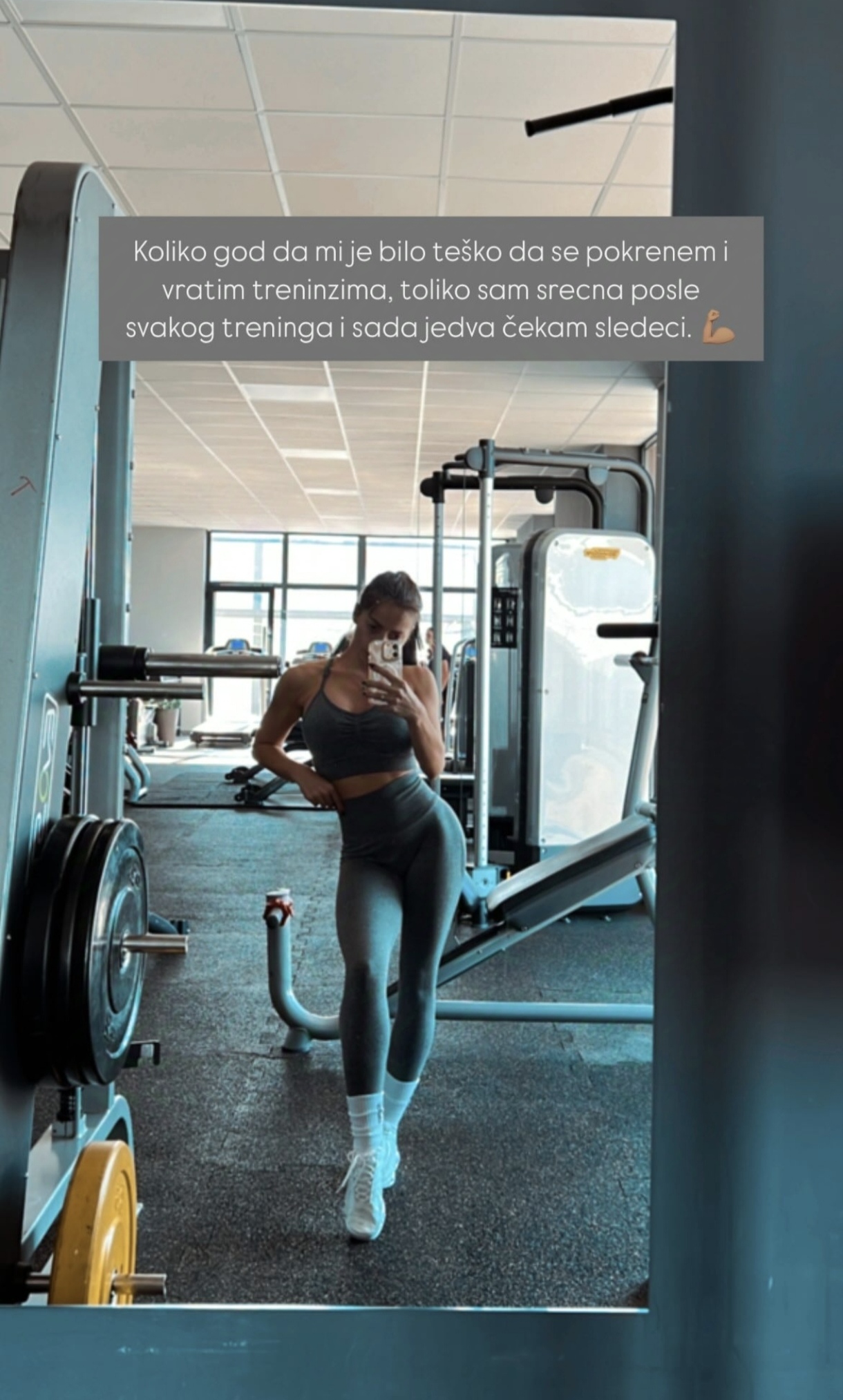 Žena Darka Lazića drastično smršala, nećete verovati koliko kilograma sad ima 6 1762340396446