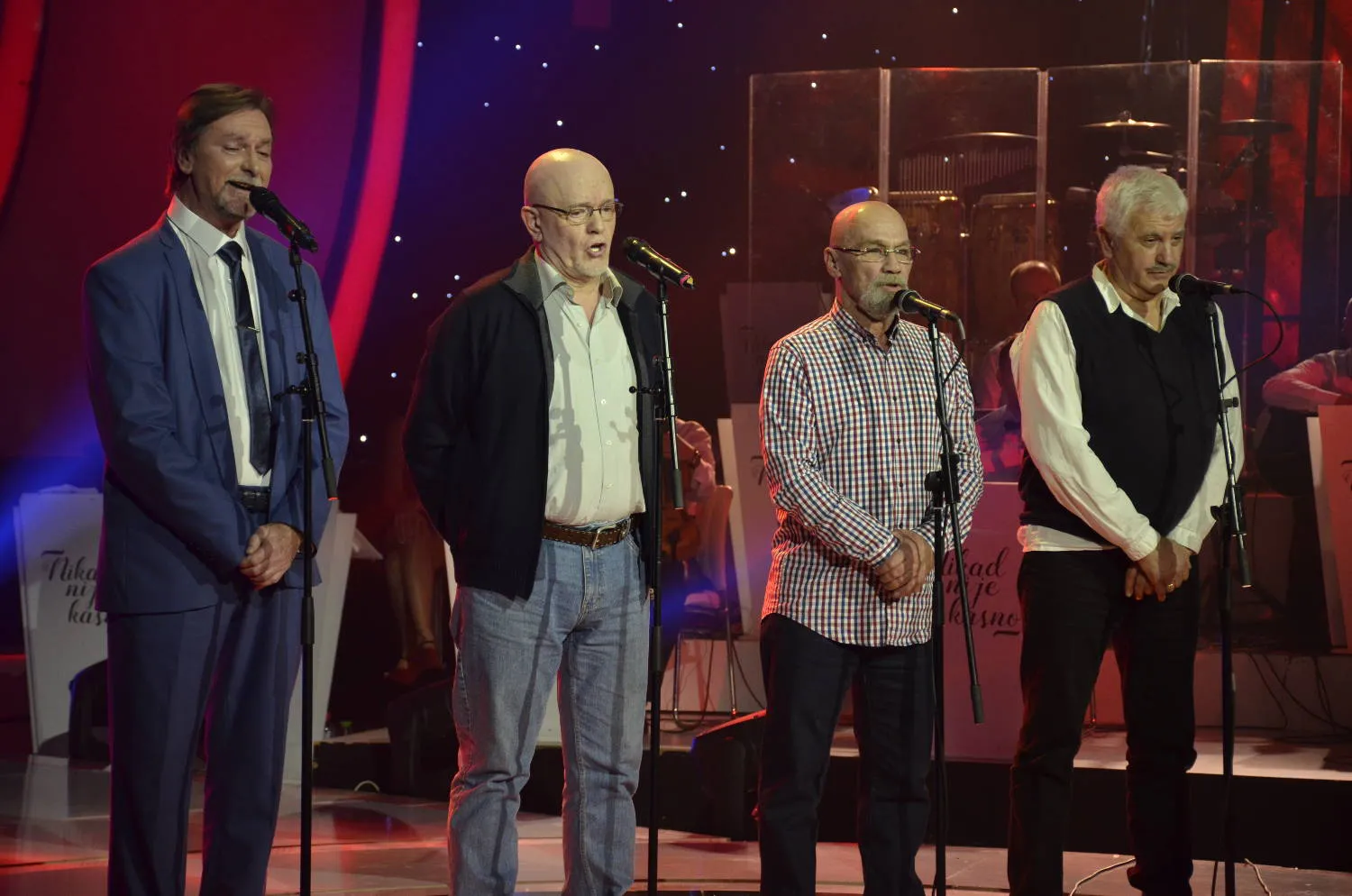 22f4edf1d857ad9362b308bfd223c34ec915d931