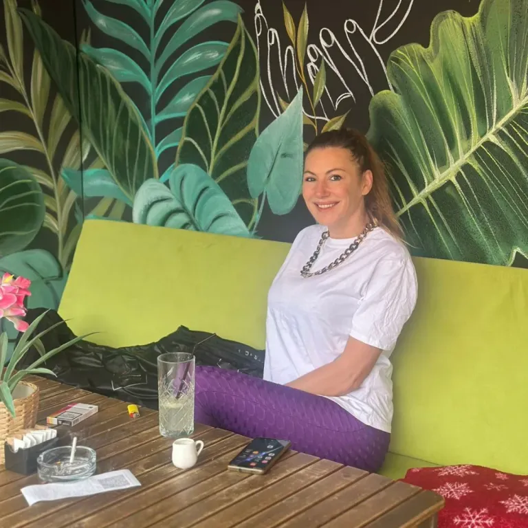 484854320 18037659677620479 1651683709756024916 n 768x768 1