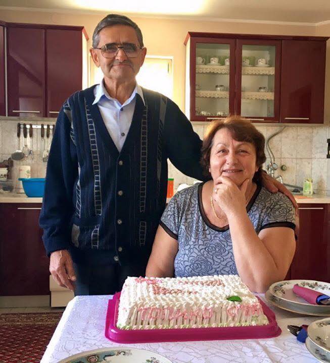 Biljana Prokić prijavila partnera za nasilje, sad pokazala roditelje, pa se rastužila: "Ja to nikad neću doživeti" 6 588766742 25440845298860616 3947873983946226758 n