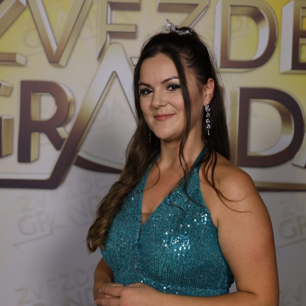 Almedina Omeragić 1 ALMEDINA OMERAGIC 25 GOD. DONJI VAKUF BIH 3