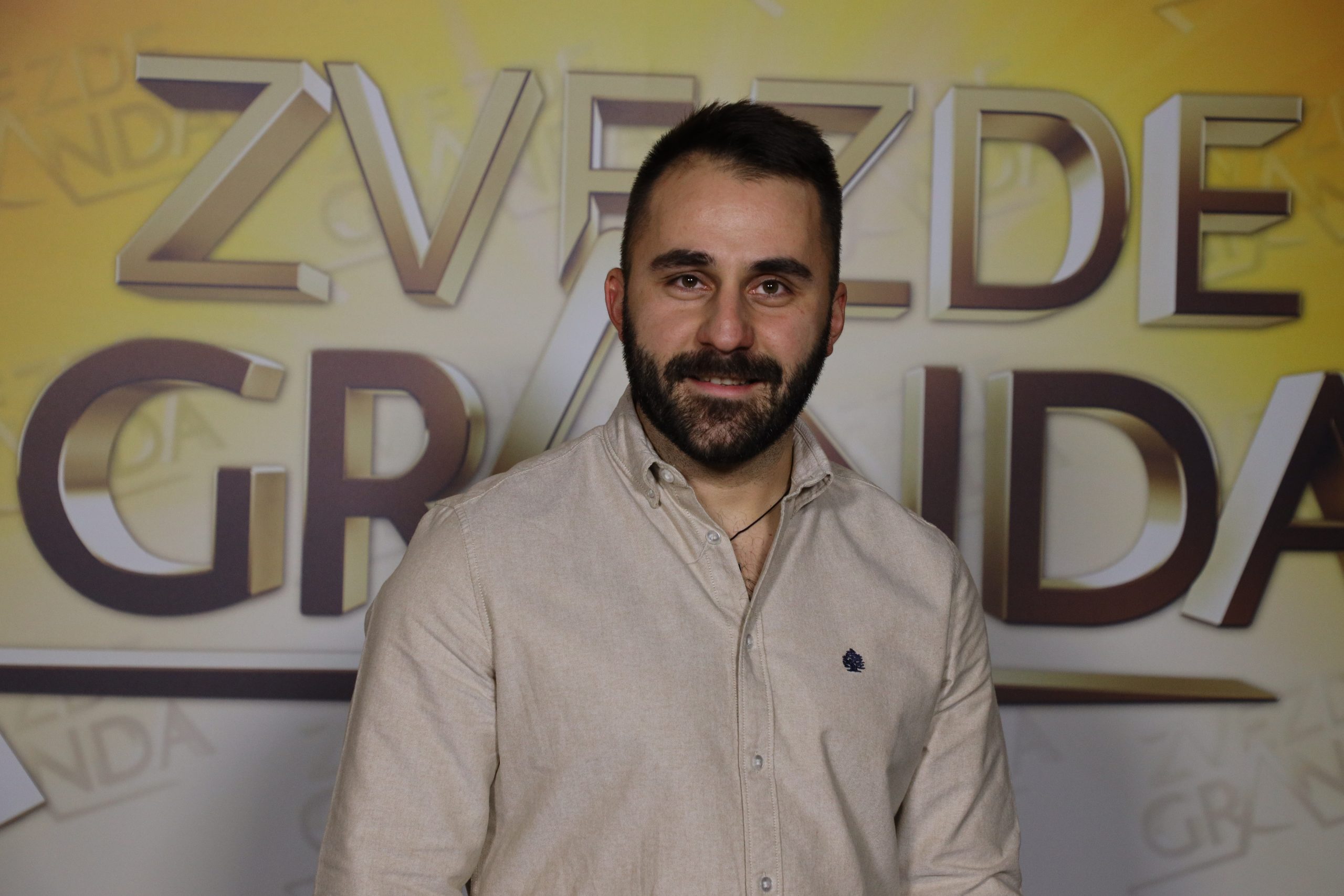 Od psihologa i dizajnera do fudbalera: Saznajte ko su takmičari koji će večeras prvi put zapevati u Zvezdama Granda 16 DAVID GIEVSKI 29 GOD. SKOPLJE MKD 5