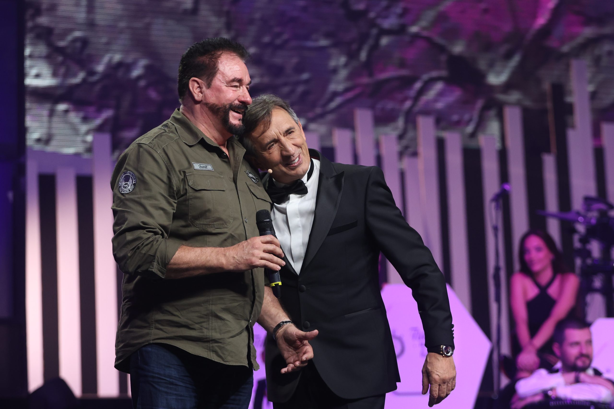 Žika Jakšić doživeo iznenađenje u emisiji: "Jesi li to ti? Sad te ne puštam" (VIDEO) 5 E08A1212