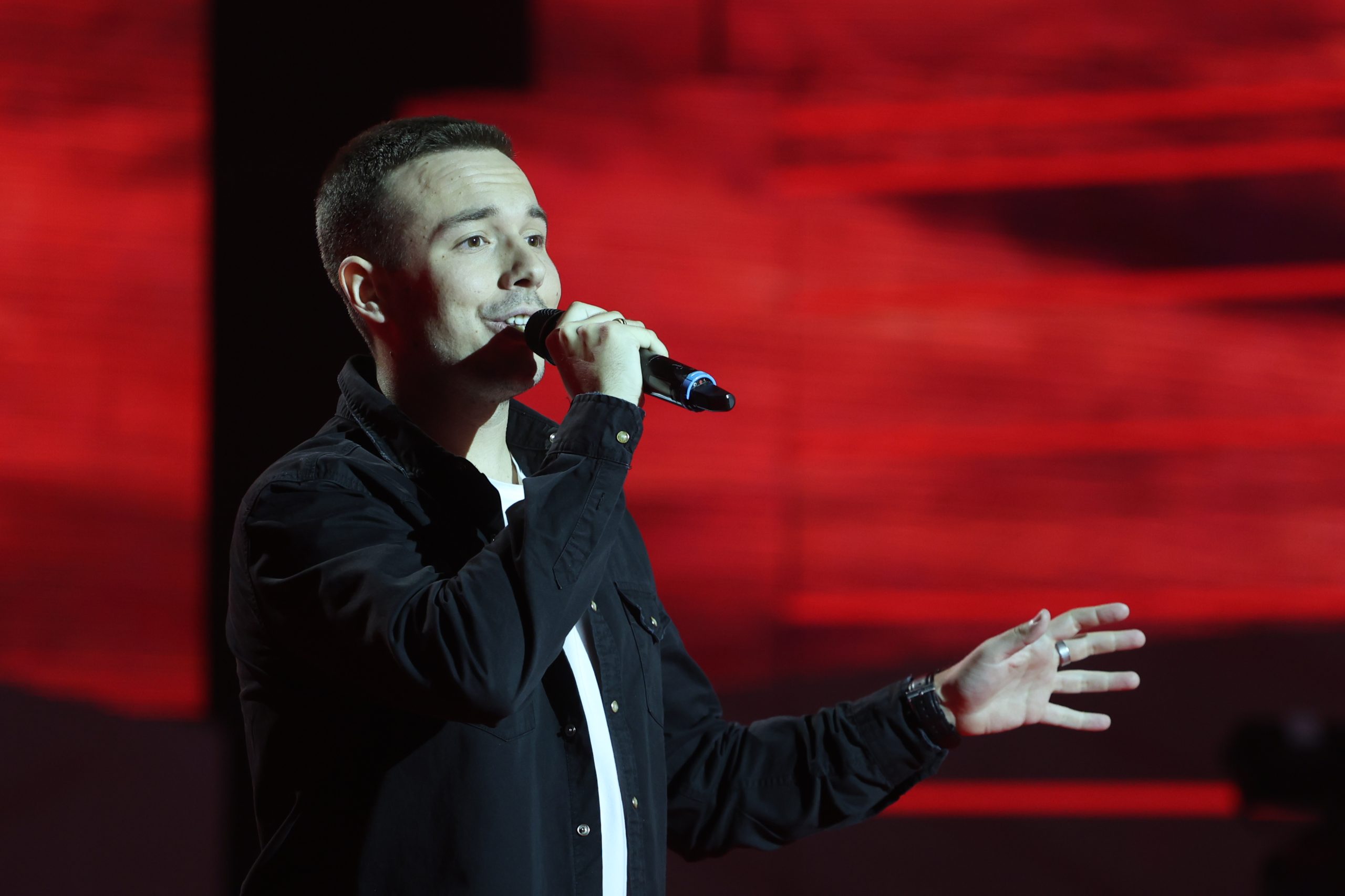 ''Vi pare, mi glasove'': Takmičar dobio svadbeni poklon u Zvezdama Granda, žiri plakao od smeha 5 E08A4658