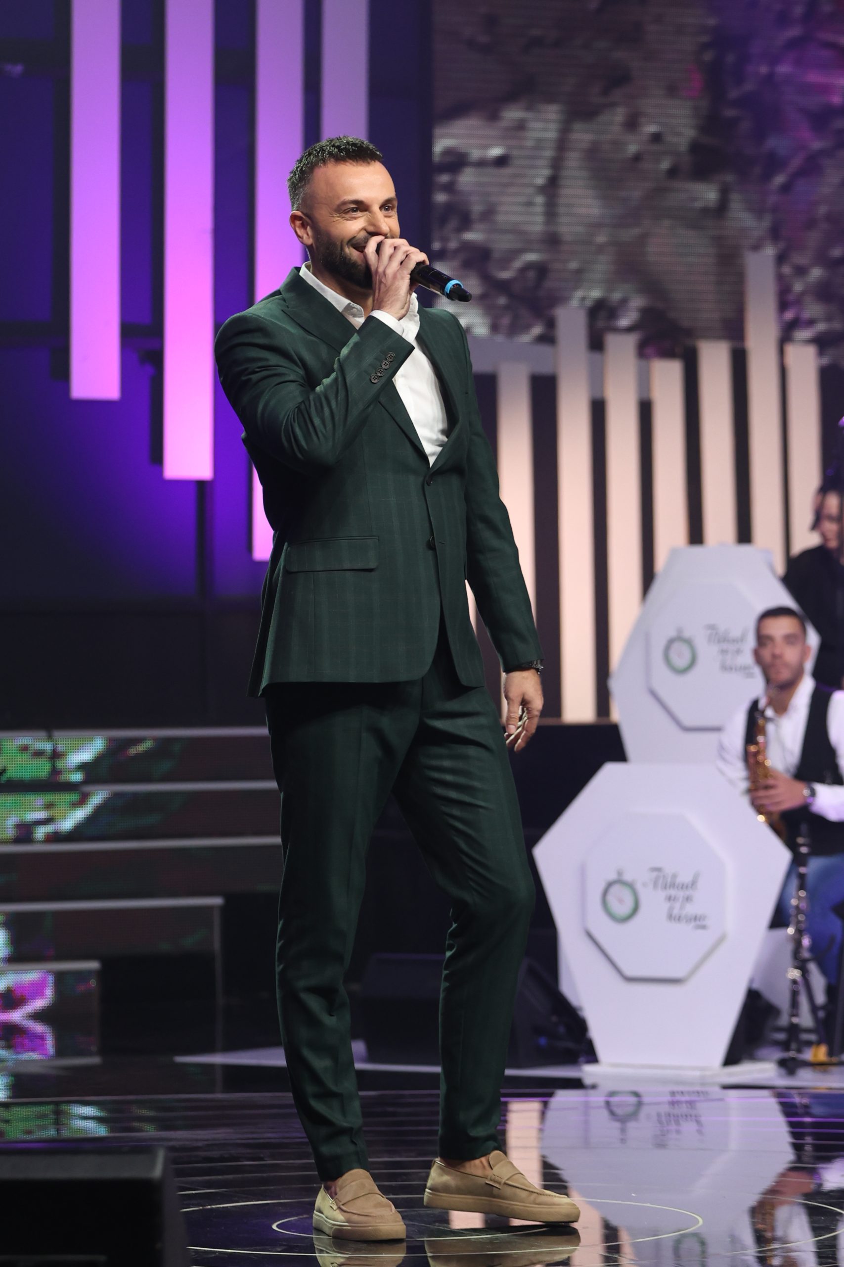 Bivši maneken (45) nije oženjen, Žika odmah raspisao konkurs: "Nemoj mnogo da biraš" 6 E08A7900