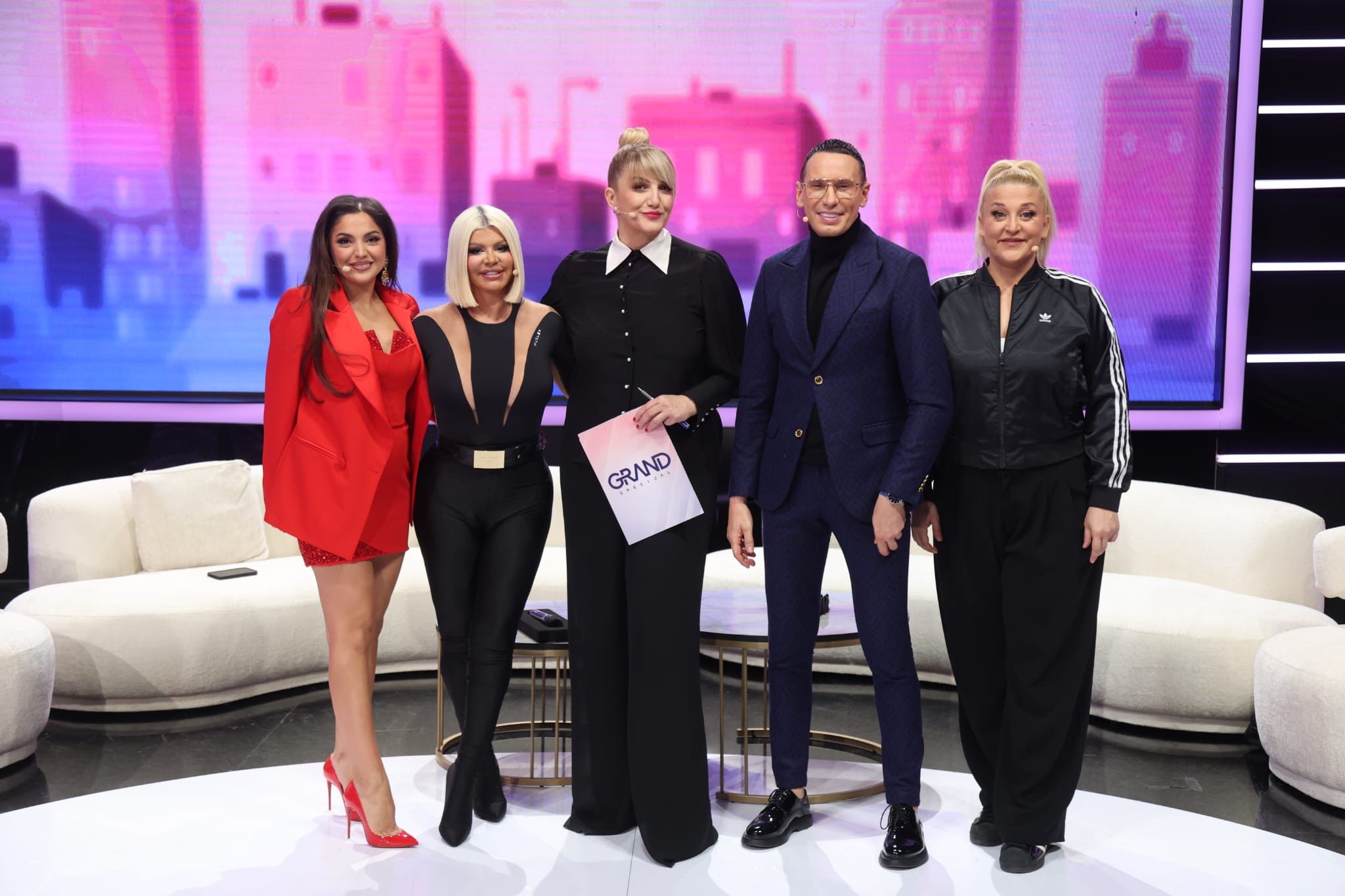 Zvezda Granda otkrila neobičnu naviku, a Nataša Aksentijević joj odgovorila: "Imam odličnog psihijatra" (VIDEO) 6 IMG 20251103 WA0004