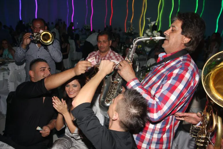 Danas čekaju treće dete, a ovako je izgledala svadba najpopularnijeg para iz Zvezda Granda 6 IMG 2418 768x512 1