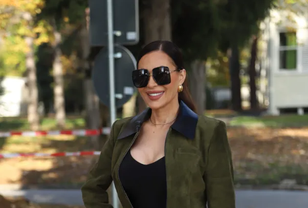 Tri dana za redom Ceca dominira, danas se pojavila u mini suknji na snimanju ZVEZDA GRANDA (VIDEO) 13 IMG 3605 e1763558571762