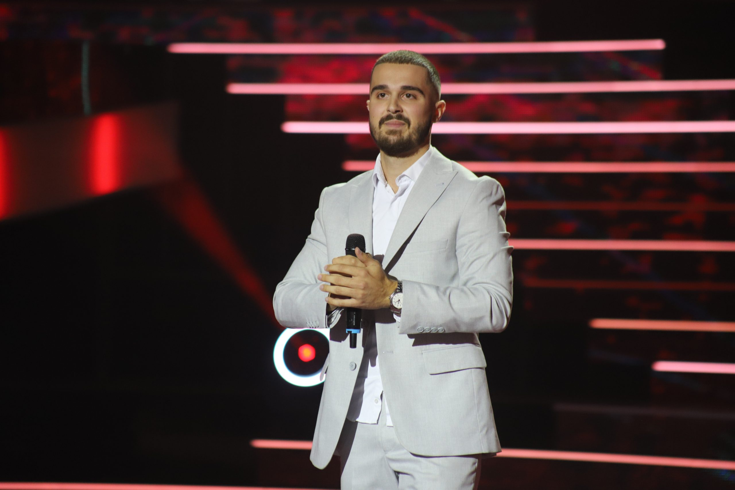 Dara nasmejala sve kritikom rodnog grada takmičara, Ceca joj odbrusila: ''Pa nije on gradonačelnik'' 8 IMG 5821