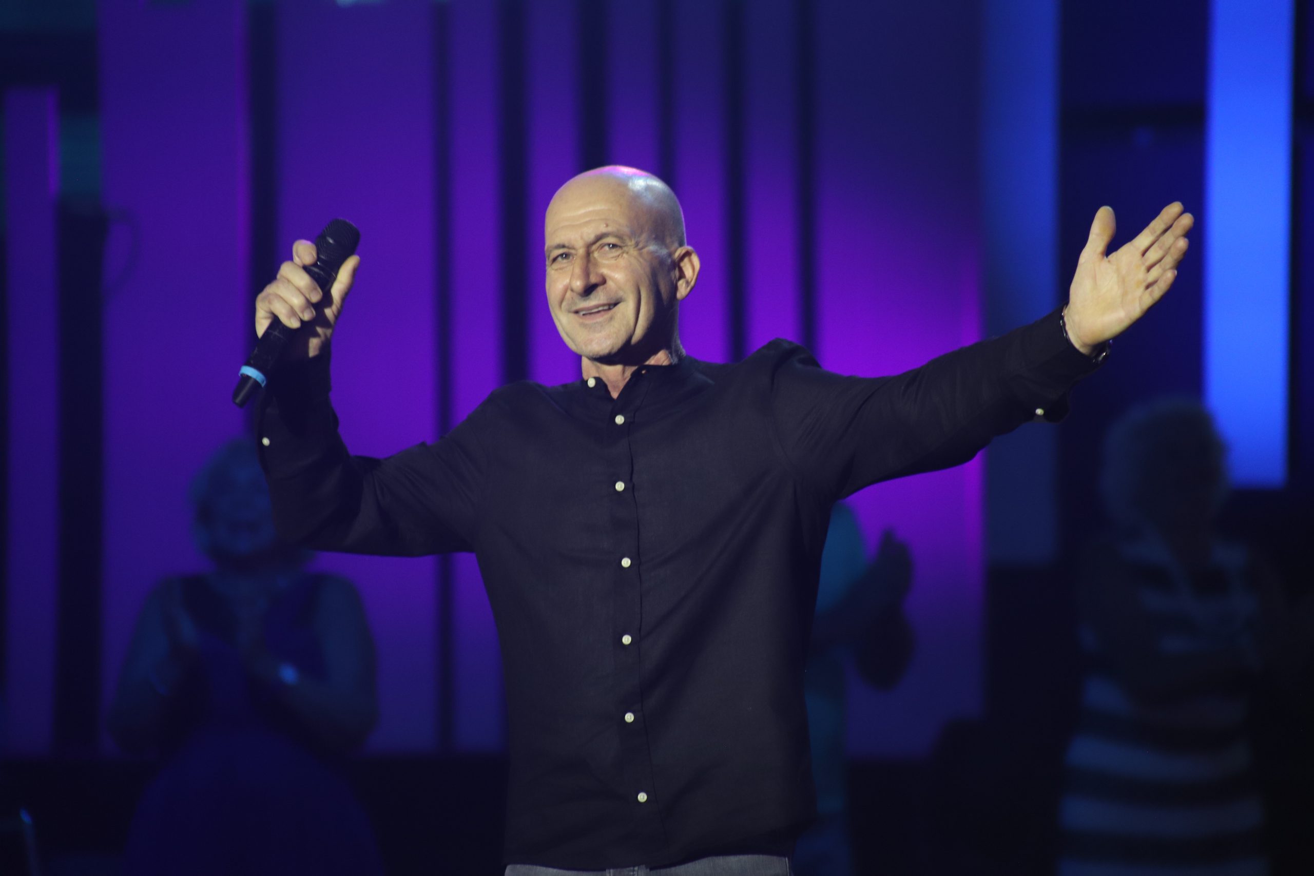 "Živeo sam sa roditeljima koji nisu bili bogati". Bivši vozač autobusa raznežio sve u Nikad nije kasno 8 IMG 7657