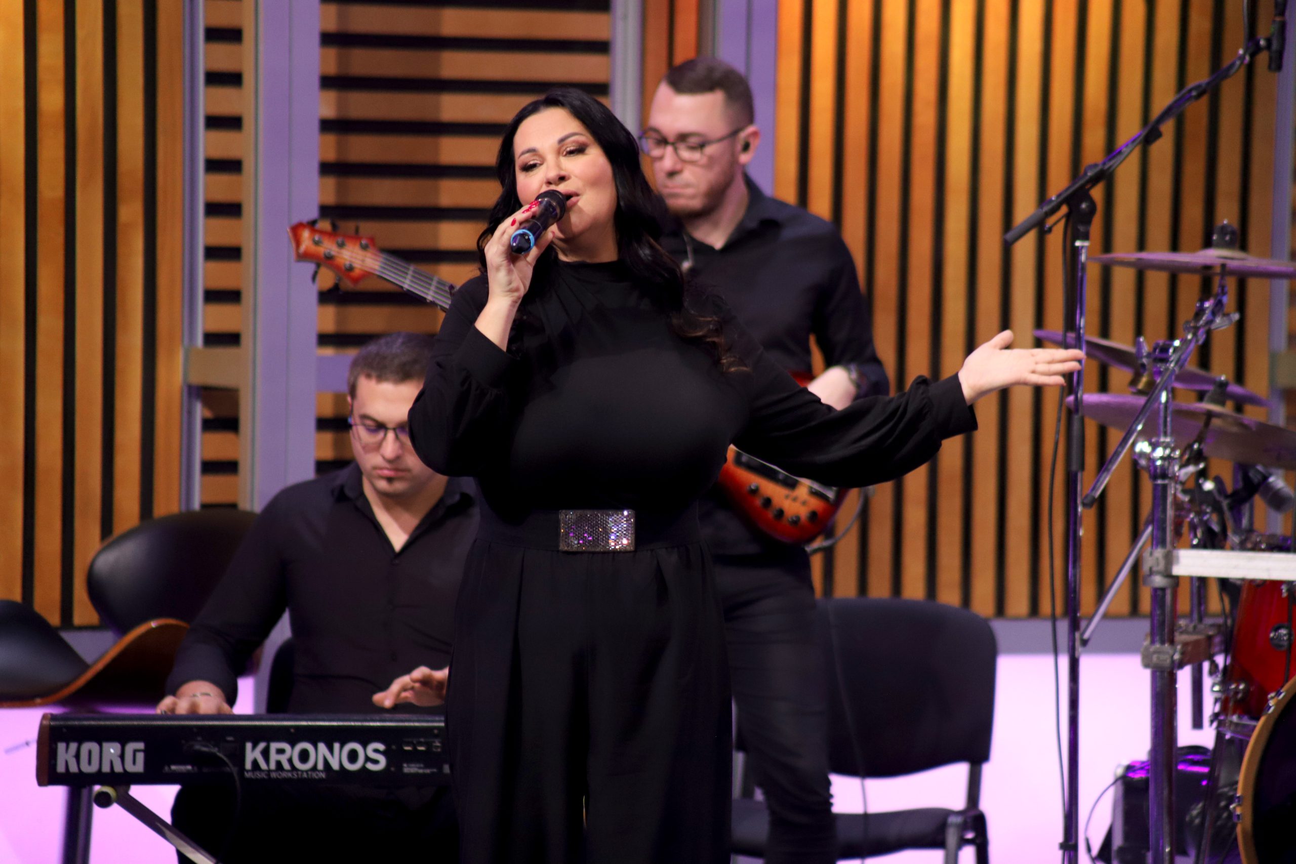 Jana Todorović se slomila u emisiji zbog preminulog sestrića: "Ovo je poslednji put da govorim o ovome" VIDEO 6 JANA GS SNIMANJE 12112025 FOTO ELENAok 23