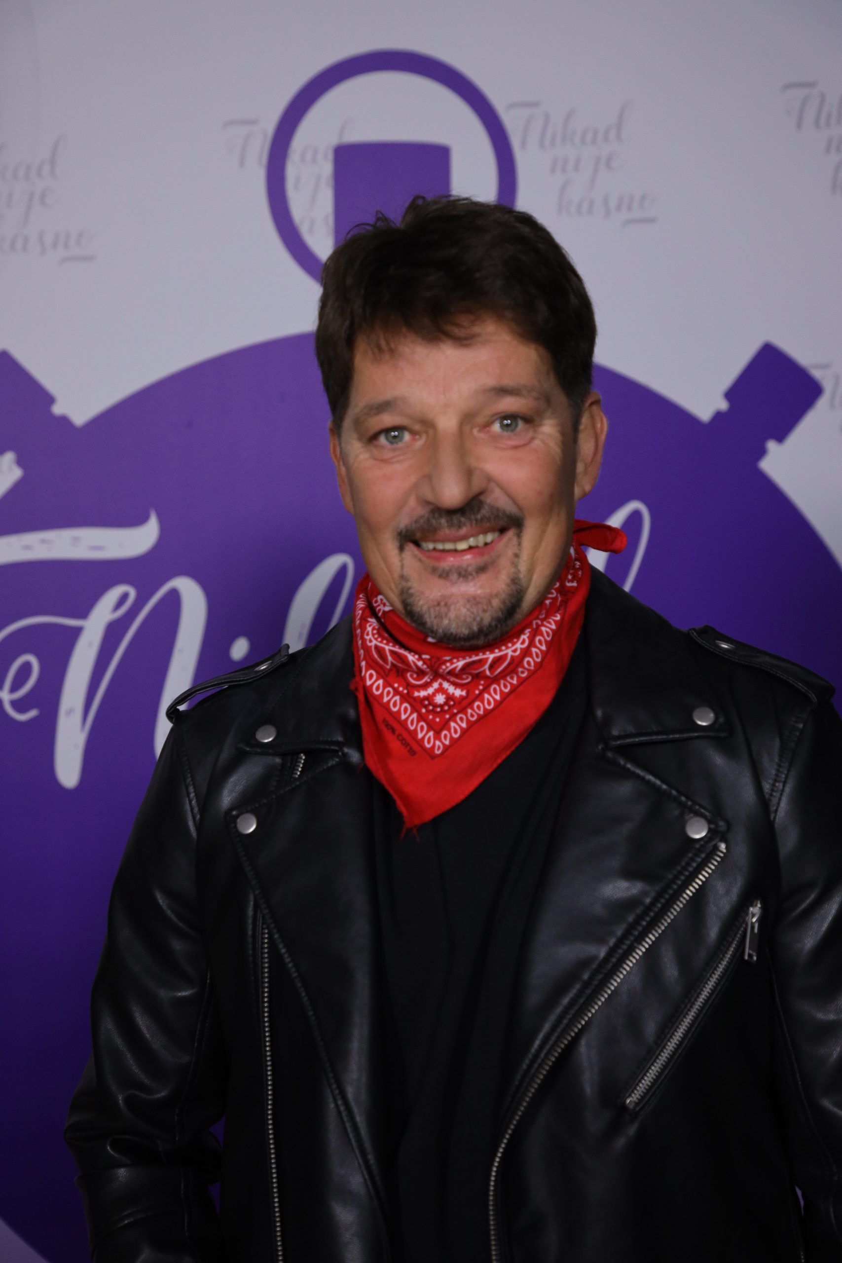 Njih šestoro će se večeras pojaviti u emisiji "Nikad nije kasno", evo ko su i odakle dolaze 9 JOSIP HORVAT JOCA 53 GOD. FUTOG 12