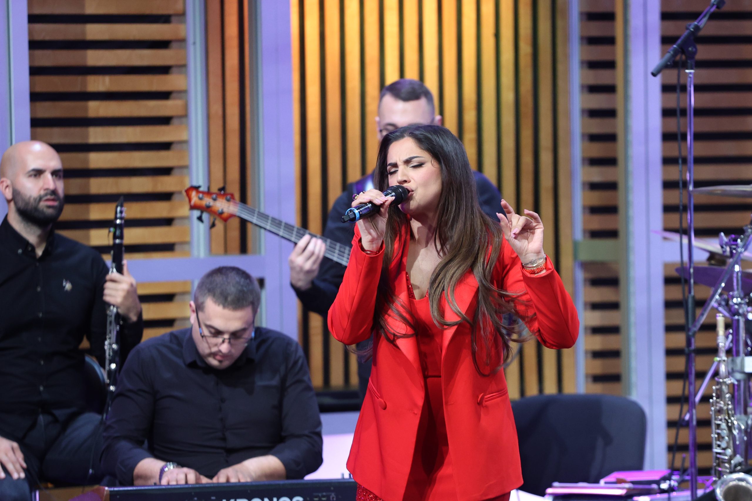 Nadica Ademov iskreno o mlađem bratu koji se takmiči u Zvezdama Granda: "Plašila sam se" VIDEO 5 NADICA ADEMOV GS SNIMANJE 30102025 FOTO PETAR 40 ok