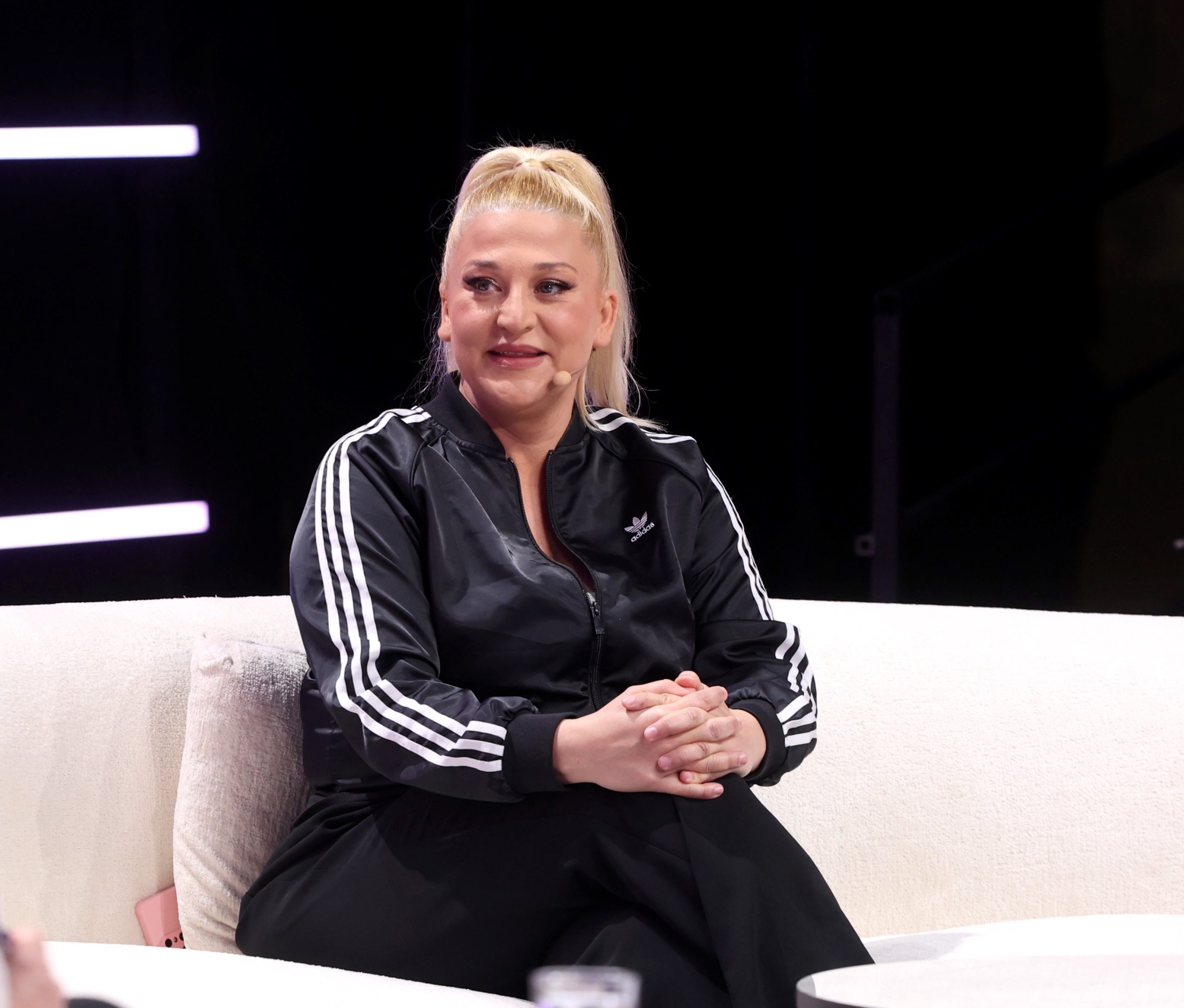 Nataša Aksentijević ulazi u žiri Zvezda Granda? "Gornje i donje lage su važne" VIDEO 5 NATASA AKSENTIJEVIC GS SNIMANJE 30102025 FOTO PETAR ok