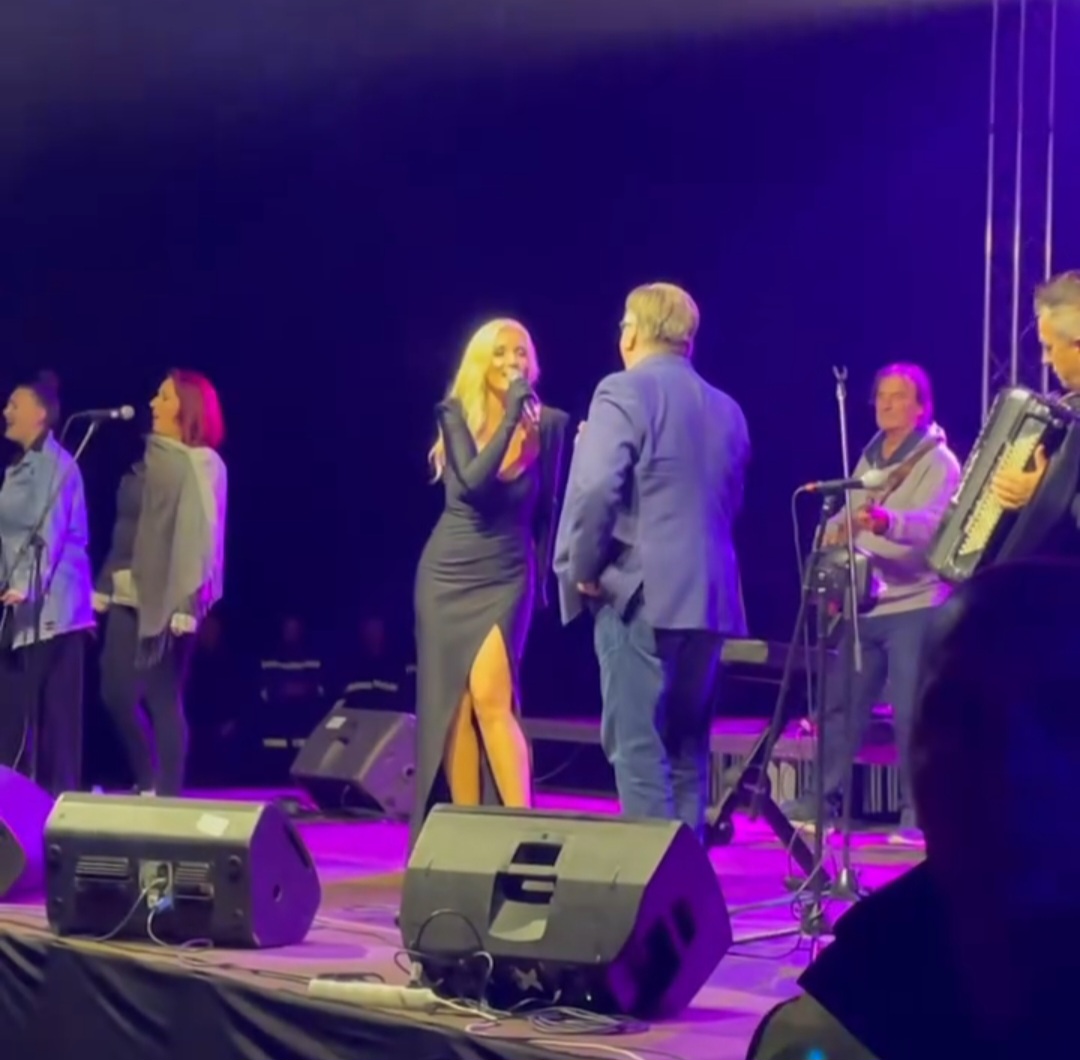 Pevačica jedva smogla snage da objavi zajedničke uspomene nakon smrti kolege: "Tako je trebalo da bude..." 7 Nikolina Kovac 3