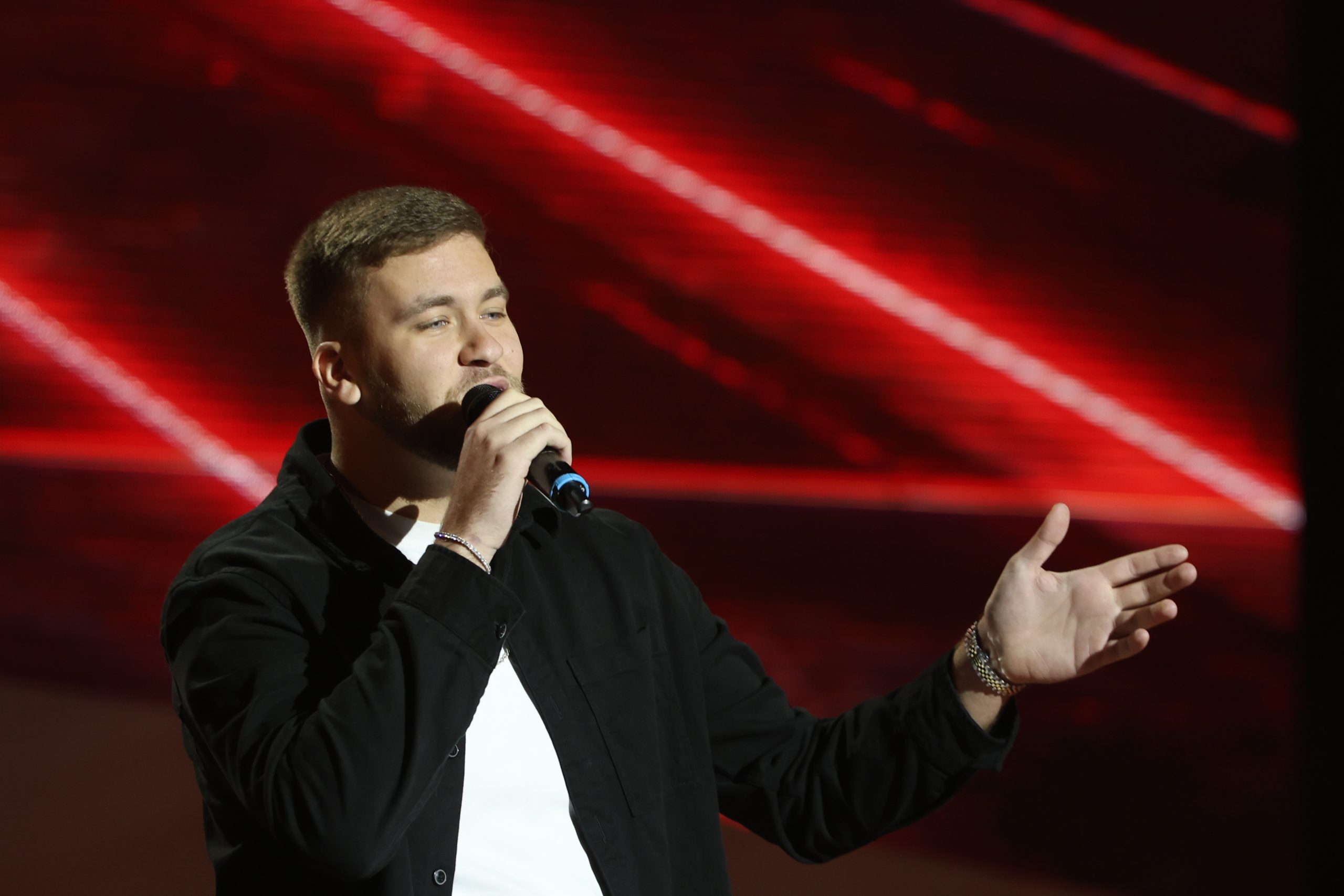 Finalista Zvezda Granda ponovo na velikoj sceni, publika oduševljena: ''Biće zanimljivo...'' (VIDEO) 5 PB PETAR KREKIC ZG SNIMANJE 07102025 FOTO PETAR 1