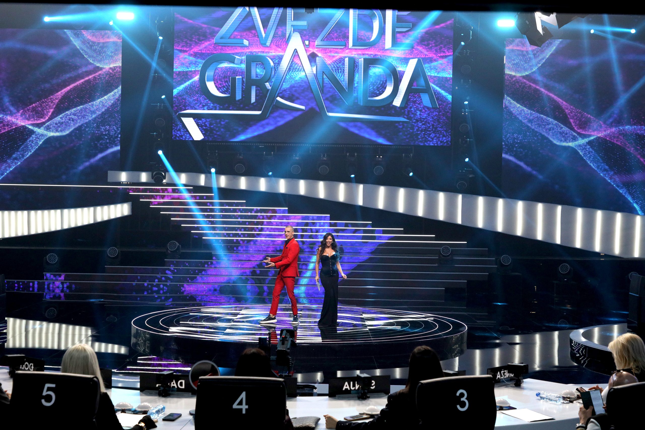 Ekskluzivno predstavljamo takmičare koji će se pojaviti na sceni: Zvezde Granda večeras donose nova iznenađenja 5 SCENA ZG SNIMANJE 07102025 FOTO MUNJA 9 ok