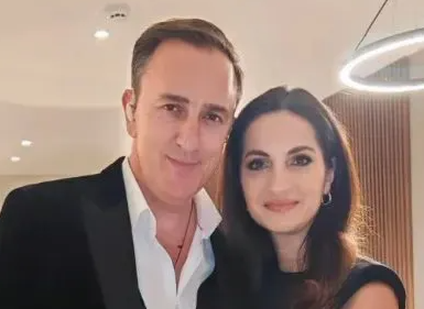 "Bili smo zaljubljeni do ušiju": Ovako je počela ljubav između Sergeja Ćetkovića i njegove supruge 9 Screenshot 2025 11 24 151244