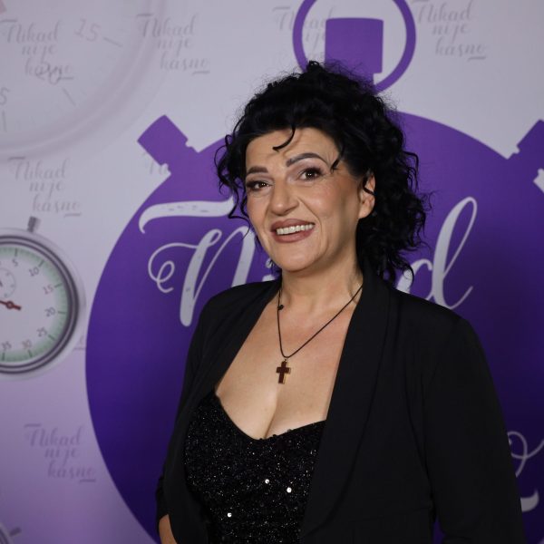 Vanja Gligorijević 1 VANJA GLIGORIJEVIC 49 GOD. STUTGART 13