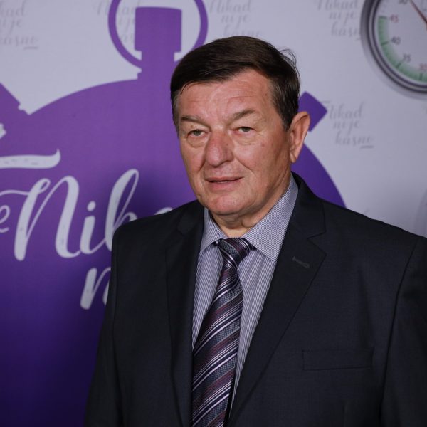 VLADO JURIC JURE 70 GOD. SLAVONSKI BROD 6