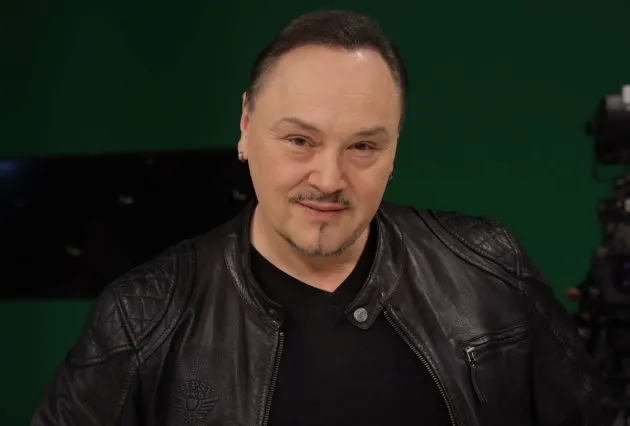 Zbog jedne stvari pevač odlučio da se razvede posle 17 godina braka: "Mozak mi se vratio na fabričko podešavanje" 4 c63f015e0cc9d0b6c4a298bf3283f7797db5c65b 630x426 1