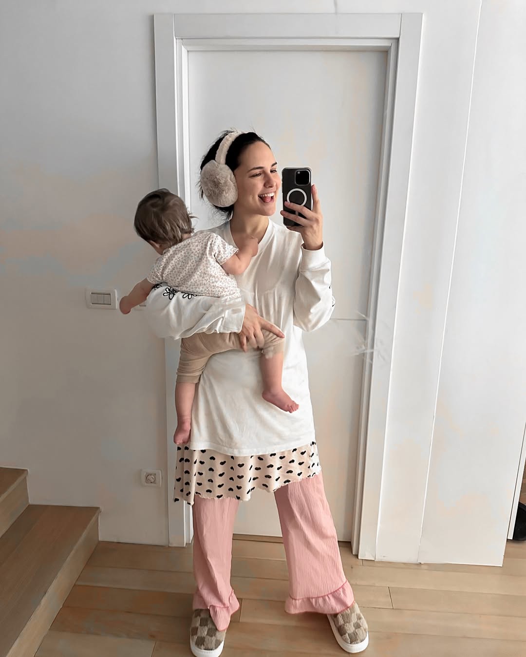 Trudna poznata pevačica, čeka dete u 41. godini 7 lana jurcevic