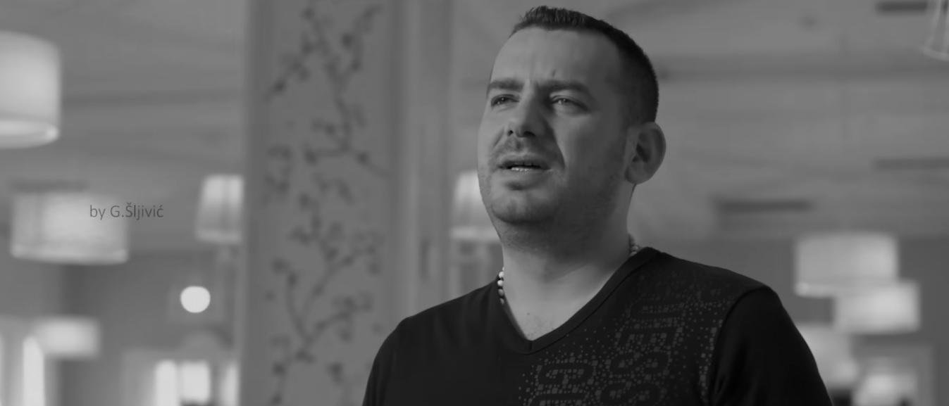 Ovaj pevač ima najgledaniji spot na Grandovom kanalu, a uopšte nije planirao da postane poznat VIDEO 5 medenica spot 4