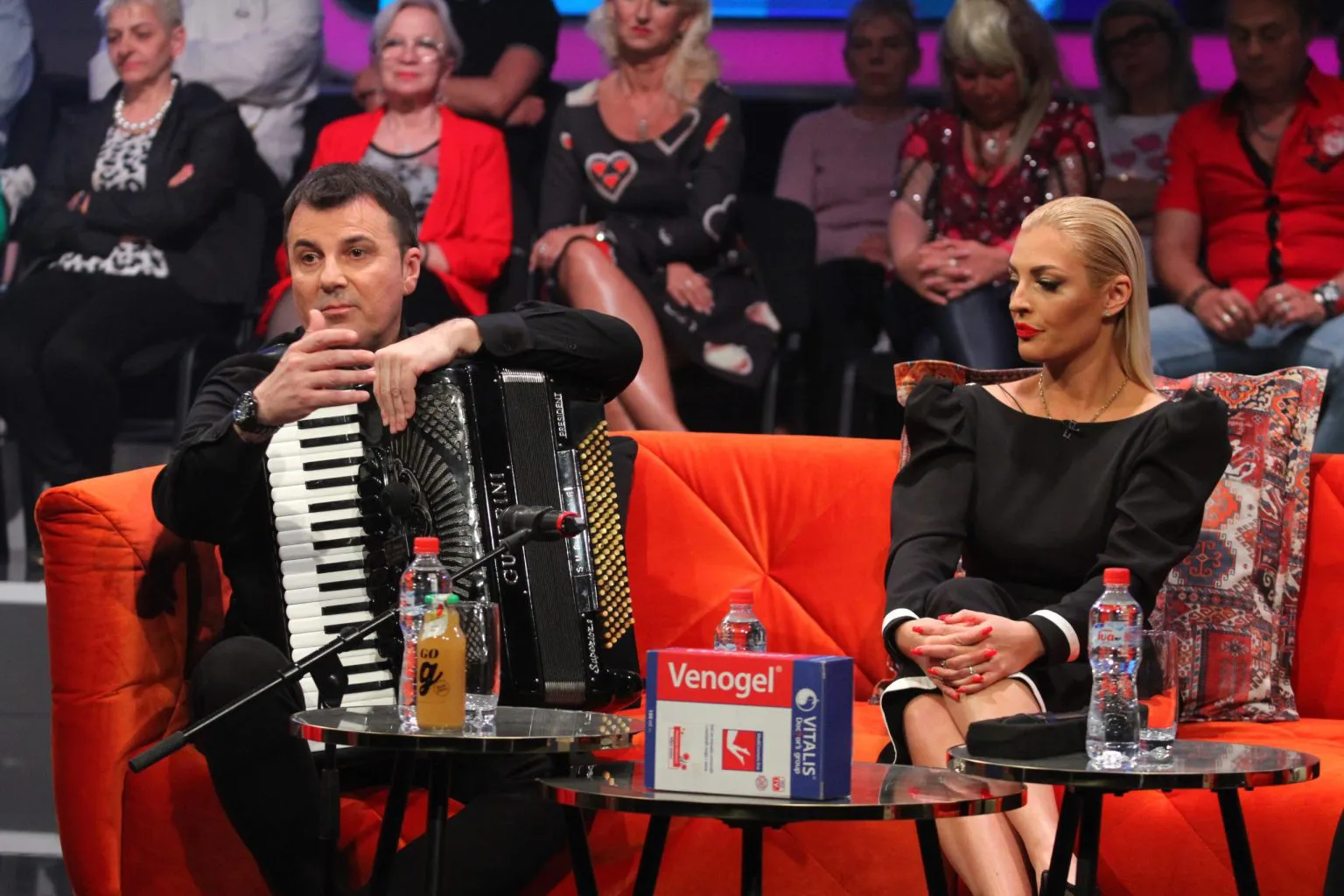 Mikica Gačić otkrio koliko pevači uzimaju za doček Nove godine, pa se dotakao svoje cifre: "Volim da radim tad" 5 mikica gacic