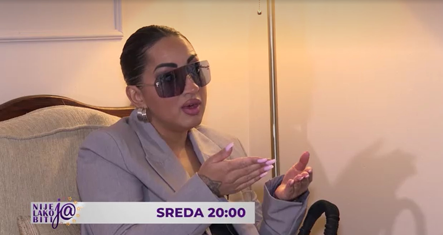 "Da ti, kad kažeš Rom, ne setiš se žene na ulici koja prosi" Zejna otkrila šta joj je cilj, pa oplela po kolegama: "Jednostavno ljudi se izgube" VIDEO 5 zejna 1 1