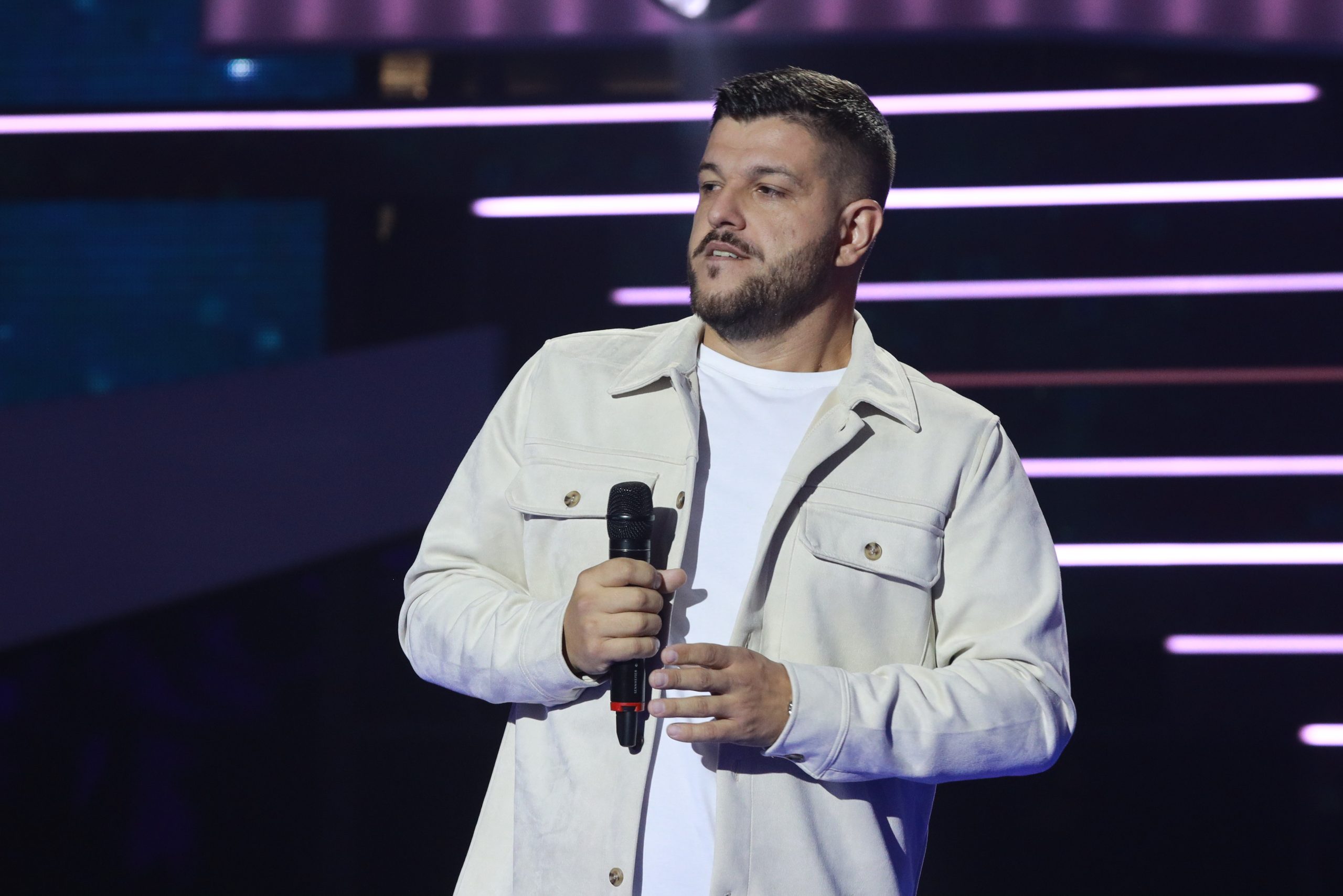 ''Ovo se rađa jednom u 50 godina!'': Žiriju popadale vilice, Đorđe bacao papire po studiju (VIDEO) 11 0A0A1313