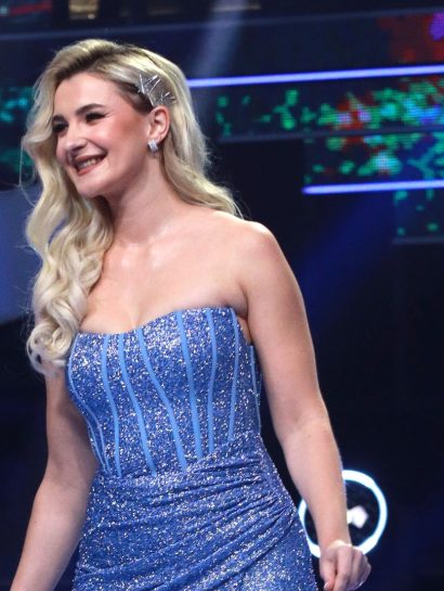 Šok u studiju: Takmičarka se pojavila u Zvezdama Granda odmah posle svog venčanja 20 0A0A1369 e1765544489603