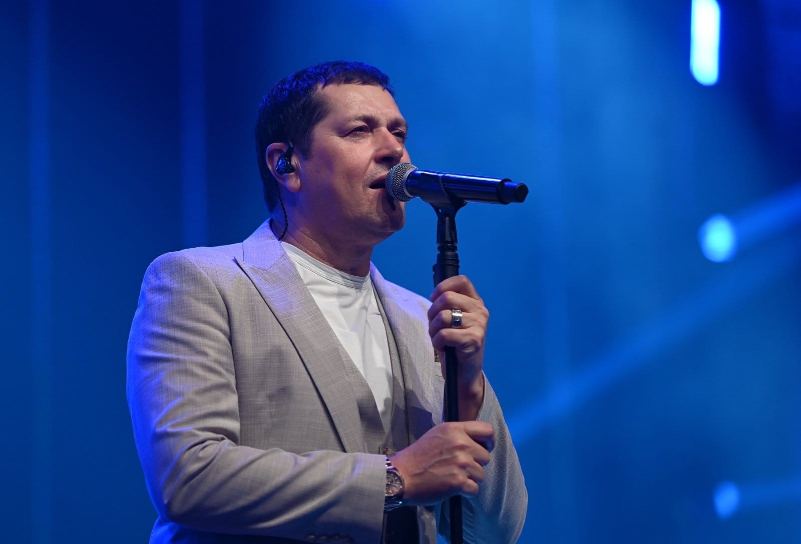 0b1cdb59 7a21 4f70 9944 ed0b061cac35