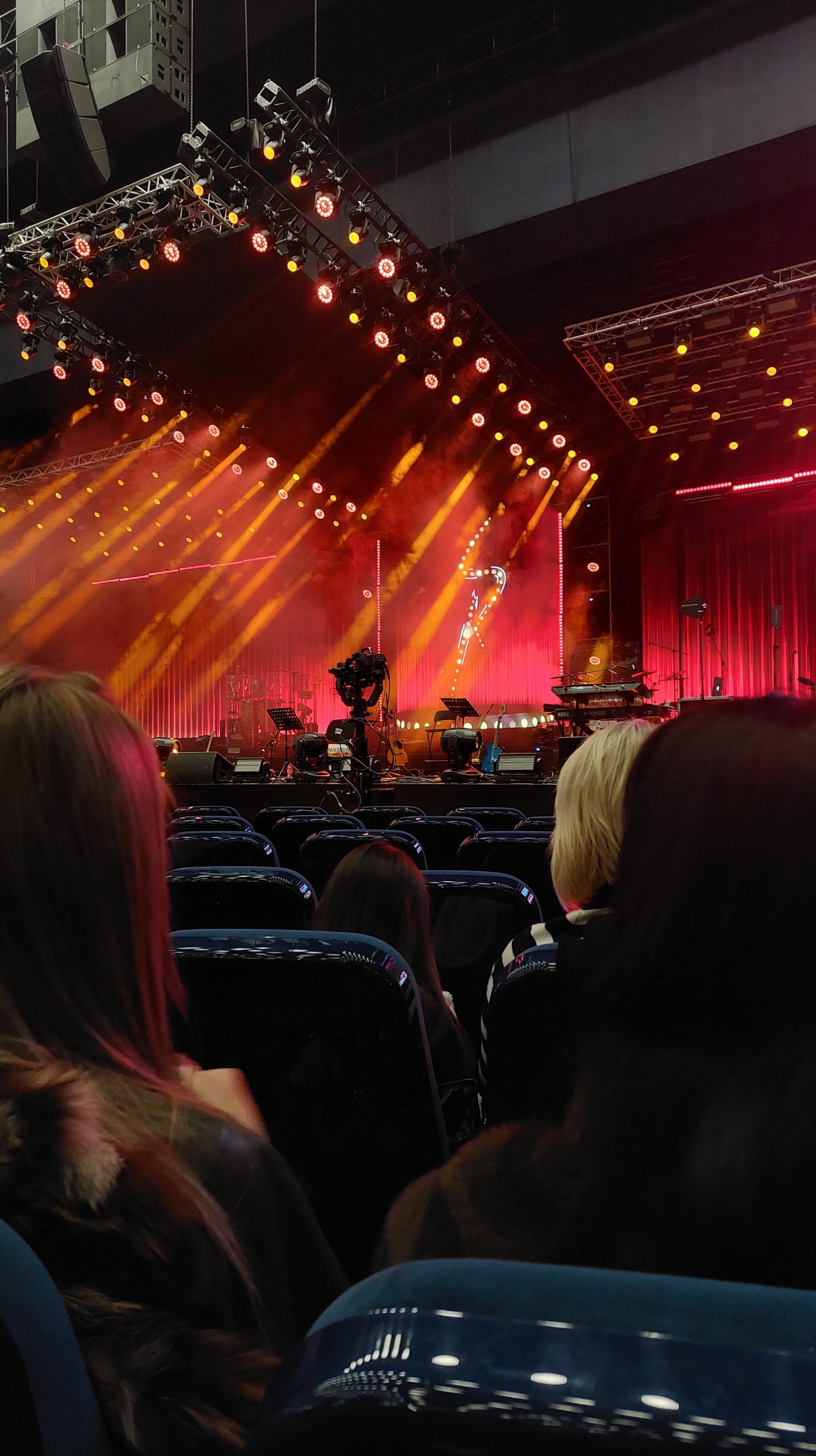 Tri sata čiste emocije: Saša Kovačević nakon 14 godina pauze priredio veče za pamćenje u Beogradu (VIDEO) 5 20251216 195500