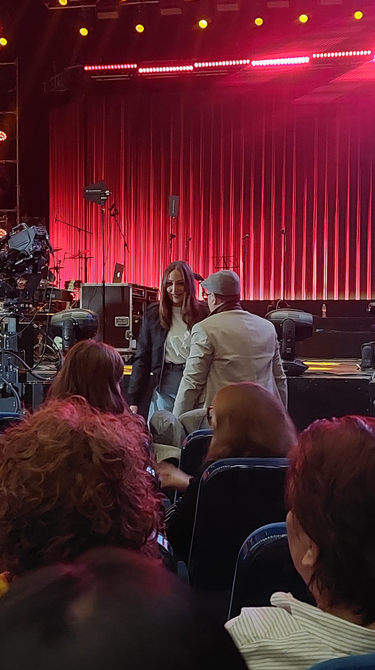 Tri sata čiste emocije: Saša Kovačević nakon 14 godina pauze priredio veče za pamćenje u Beogradu (VIDEO) 7 20251216 200147