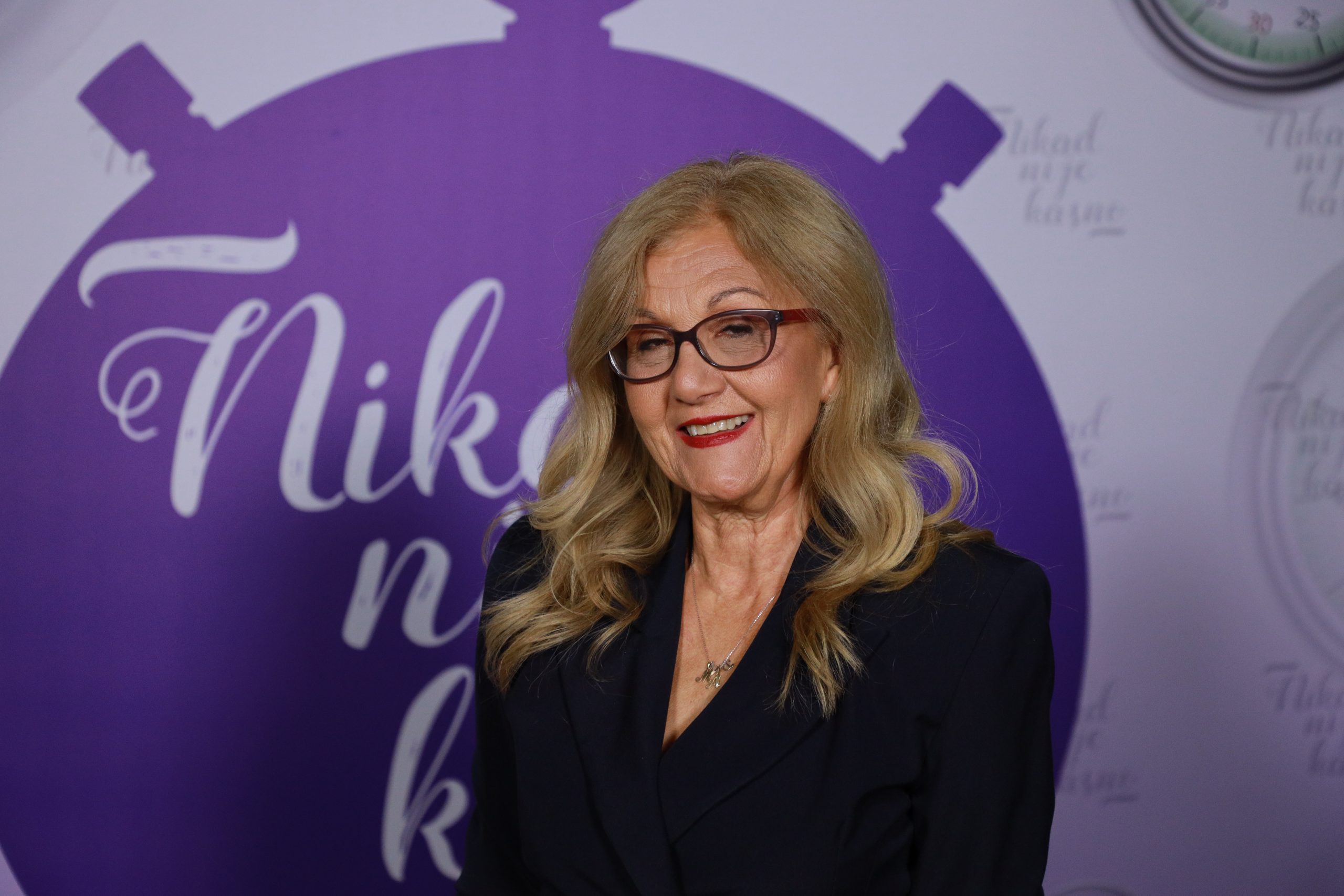 Takmičarka zakukala zbog iznenađenja Žike Jakšića: "Imala sam još veću tremu" VIDEO 6 BILJANA SEKULIC BILJA 65 GOD. BEOGRAD 12